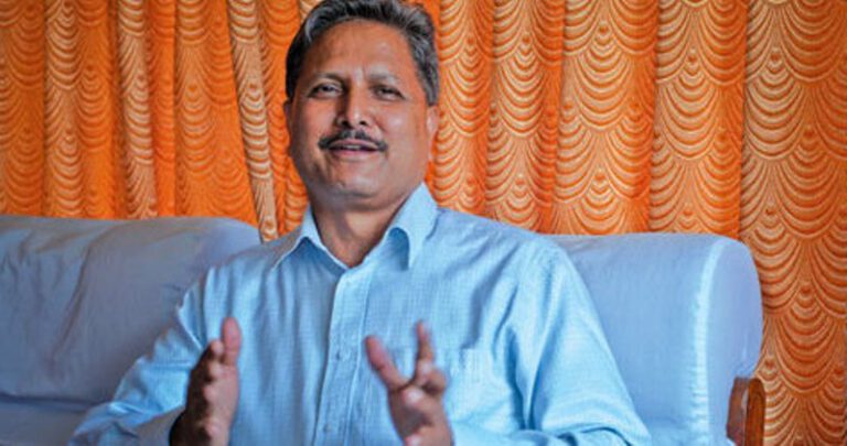 बामदेवलाई प्रधानमन्त्री बनउन संविधान संसोधन गर्न खोजेर माधव नेपालले गम्भिर गल्ती गरेः हरिबोल गजुरेल