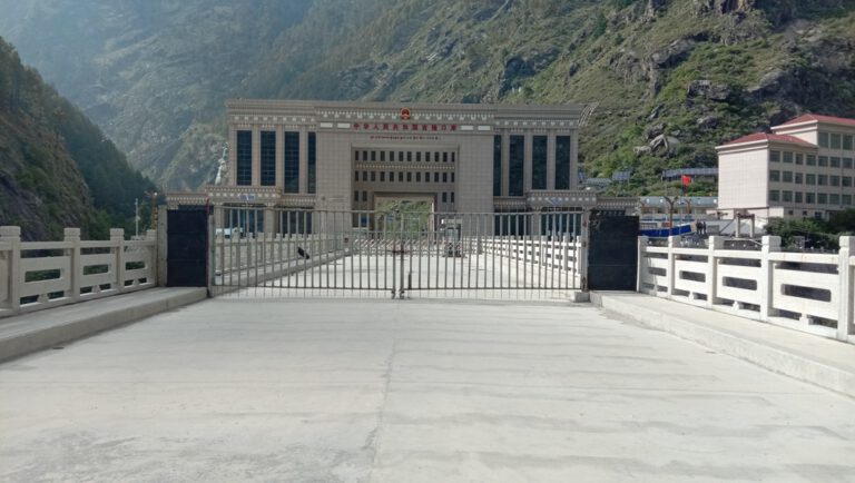 रसुवागढी नाका एकिकृत जाँच चौकी निर्माणः समय सकियो काम ४५ प्रतिशत मात्रै