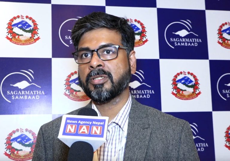जलवायु जोखिम समूहको नेतृत्वकर्ताका रुपमा नेपाल स्थापित भएको छ : डा. आयान बनर्जी