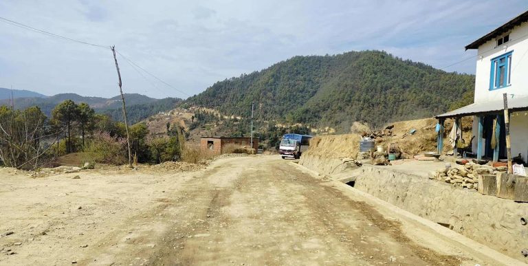 कुलेखानी–कलङ्की–हुमाने सडक आजदेखि १९ दिन बन्द