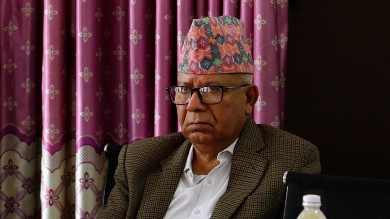 पूर्वप्रधानमन्त्री नेपालविरुद्ध भ्रष्टाचार मुद्दा, सांसद पद निलम्बन