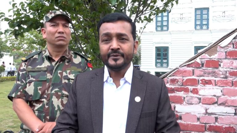सिंहदरबारबाट बोतल र जारको पानी विस्थापित हुन्छ : मन्त्री यादव