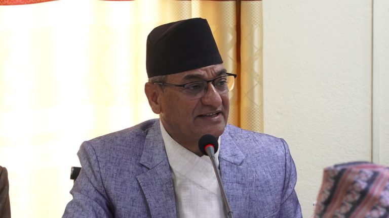 ‘कुलिङ पिरियडको अवधि र सेवाको उमेर हदमा देखिएको मतान्तरलाई सहमतिबाट टुंग्याउछौं’