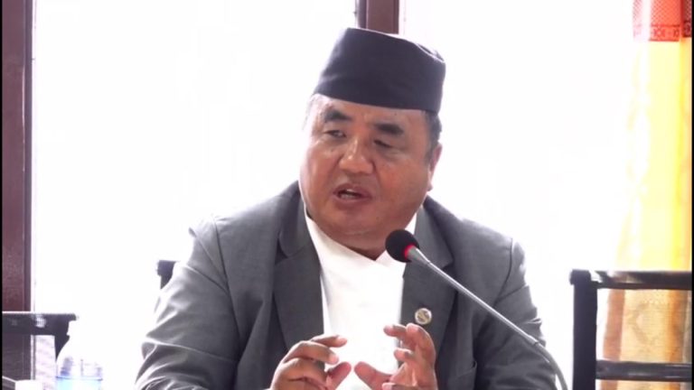 कागजपत्रमा कडा निगरानी गर्न जरुरी