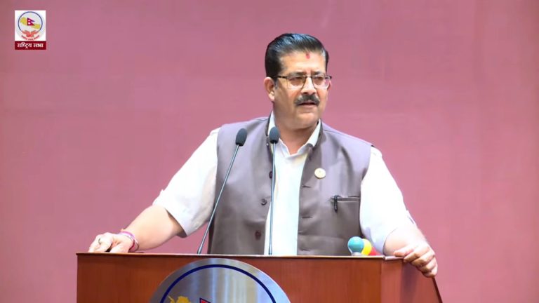 साँच्चिकै कर्मचारीहरू भ्रष्ट भएकै हुन त ?