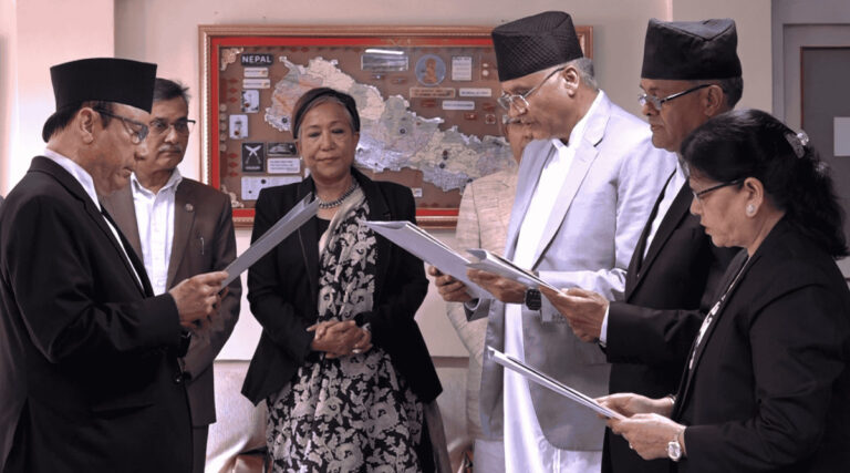 नवनियुक्त तीन न्यायाधीशले लिए शपथ, तोकियो इजलास