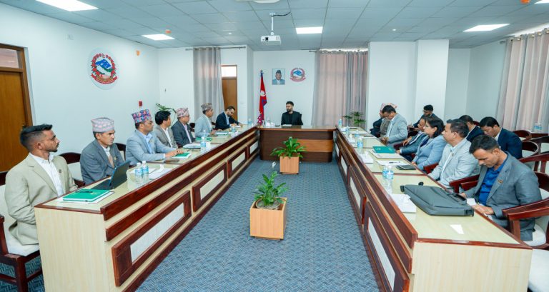 शहीद दशरथ चन्द स्वास्थ्य विज्ञान विश्वविद्यालयको काम तत्काल अघि बढ्छः प्रधानमन्त्री साह