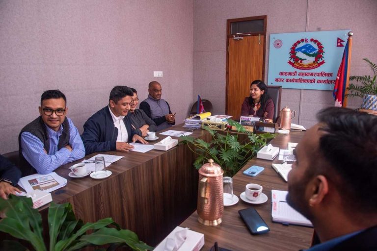 काठमाडौँ महानगरले ‘दुई पाङ्ग्रे एम्बुलेन्स’ चलाउने